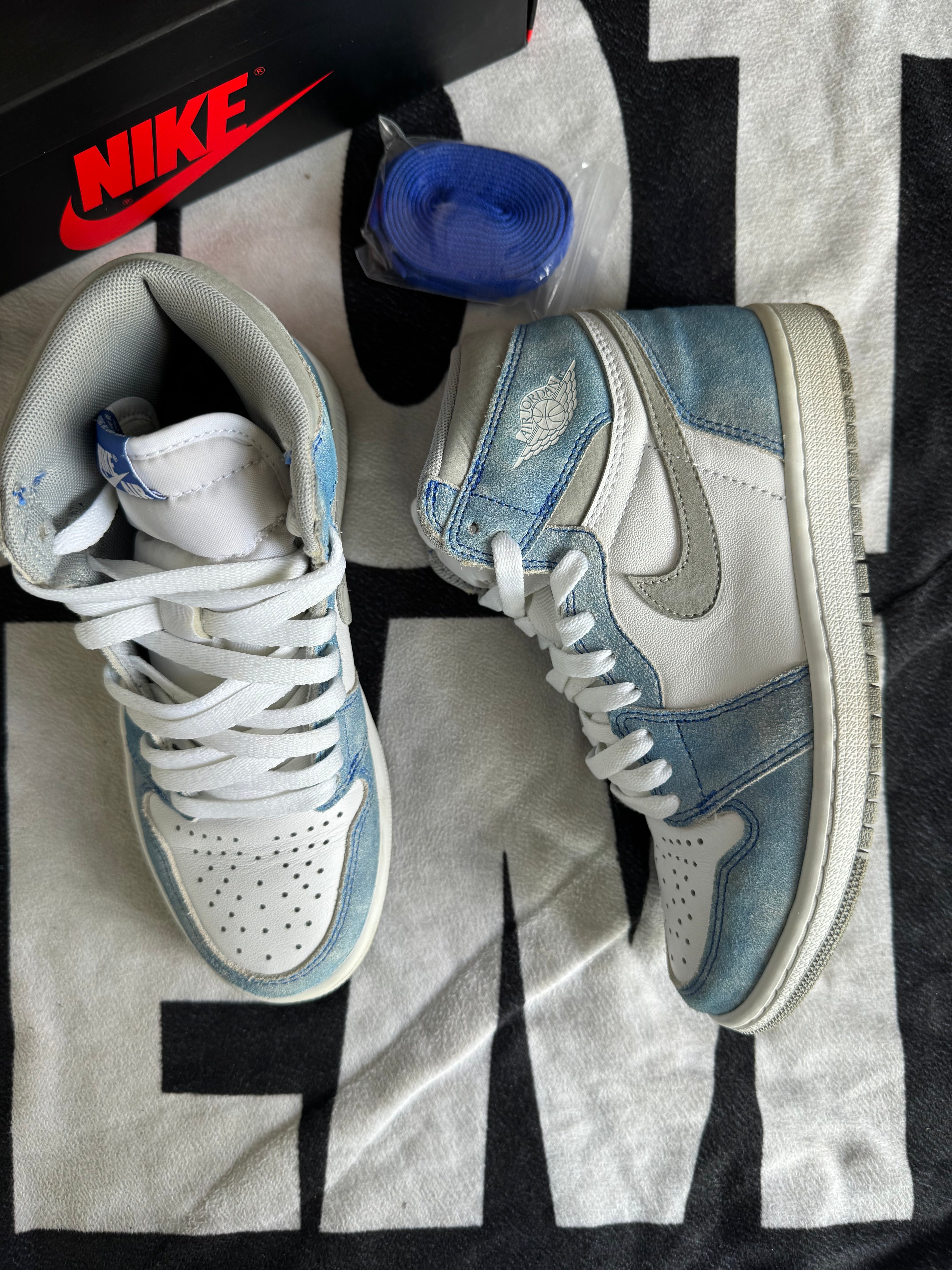 Jordan 1 High Hyper Royal Smoke Grey (Taille 37.5)