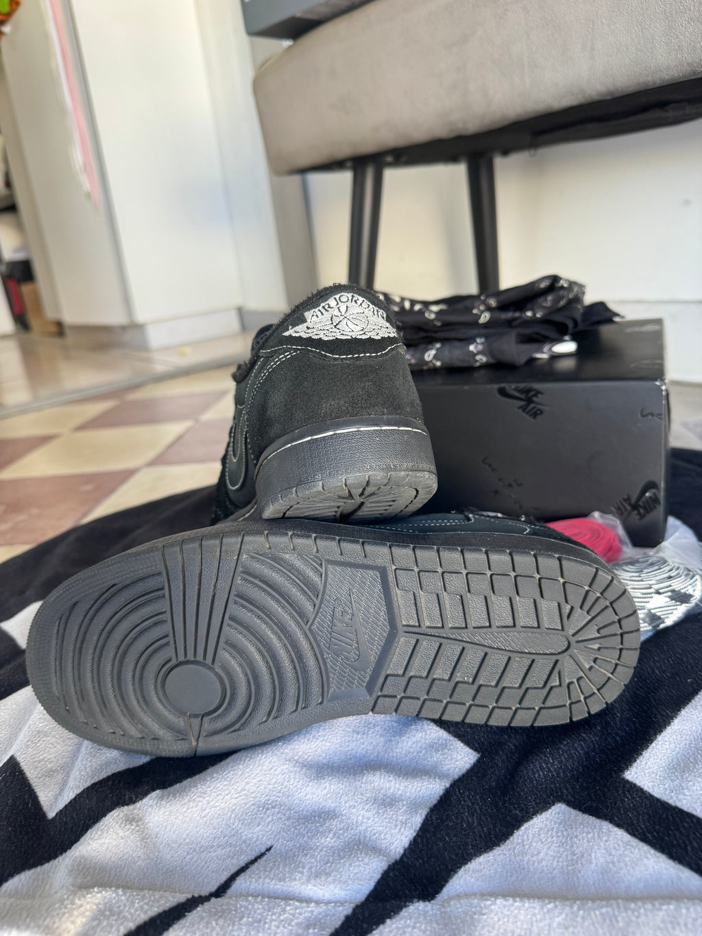 Jordan 1 Low Travis Scott Black Phantom (Taille 44)