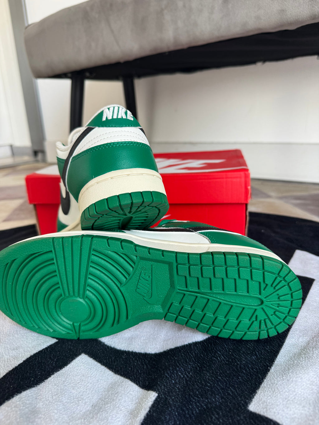 Nike Dunk Low SE Lottery Green Pale Ivory (Taille 41)