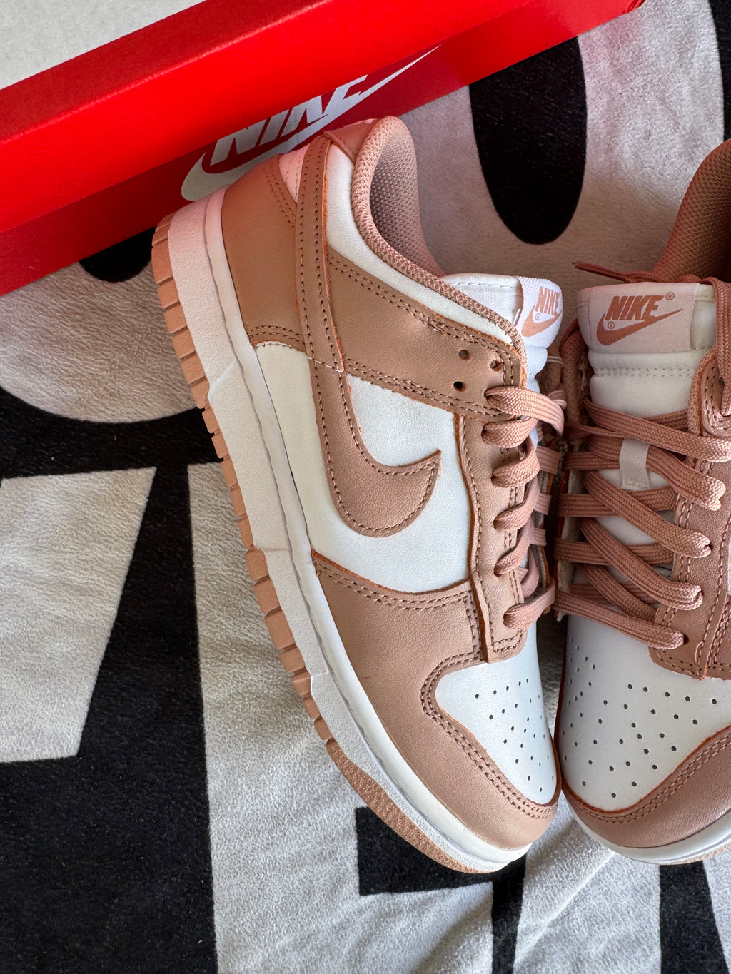 Nike Dunk Low Rose Whisper (Taille 38.5)