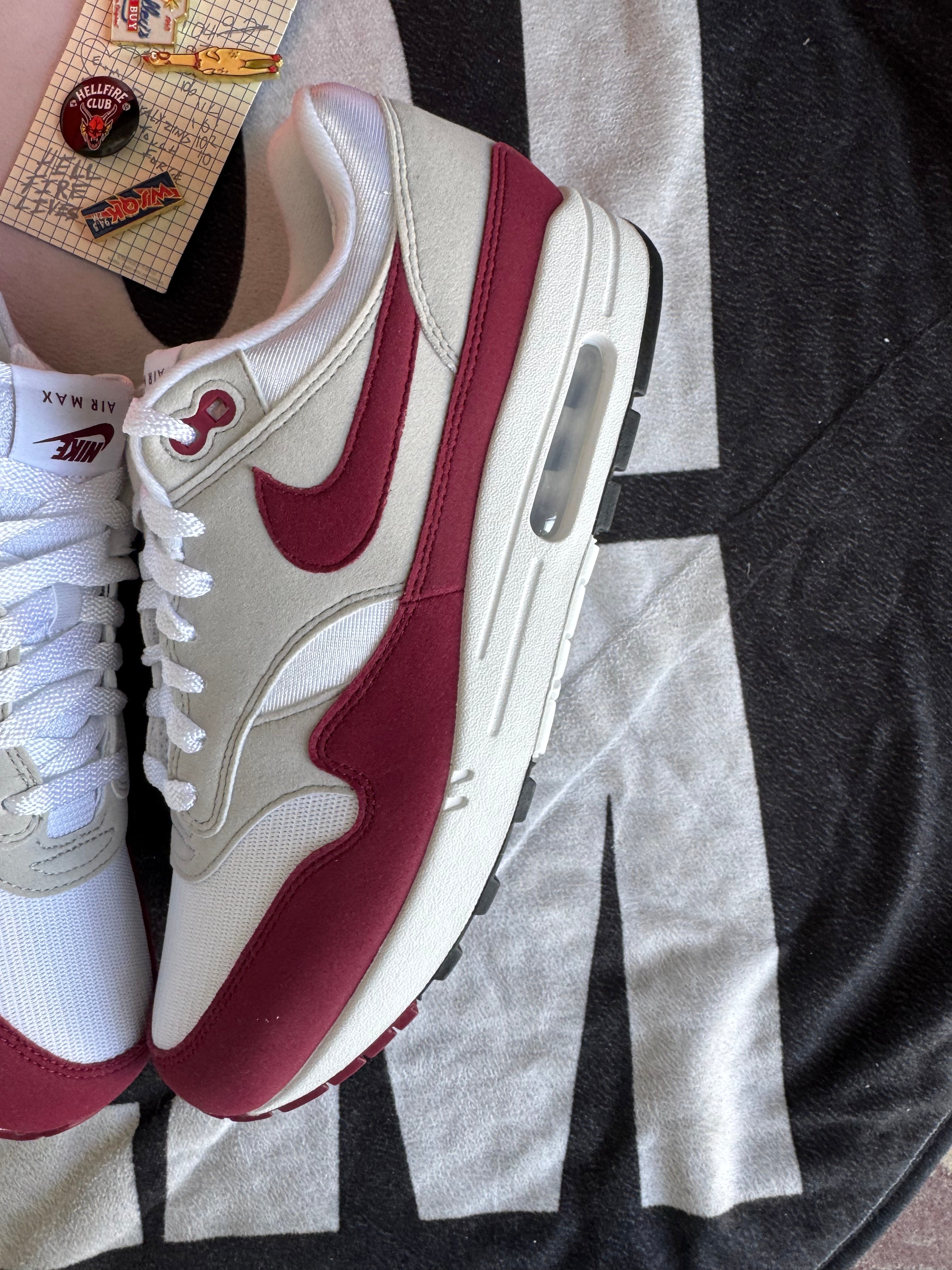 Nike Air Max 1 '87 Stranger Things Steve Harrington (Taille 45)