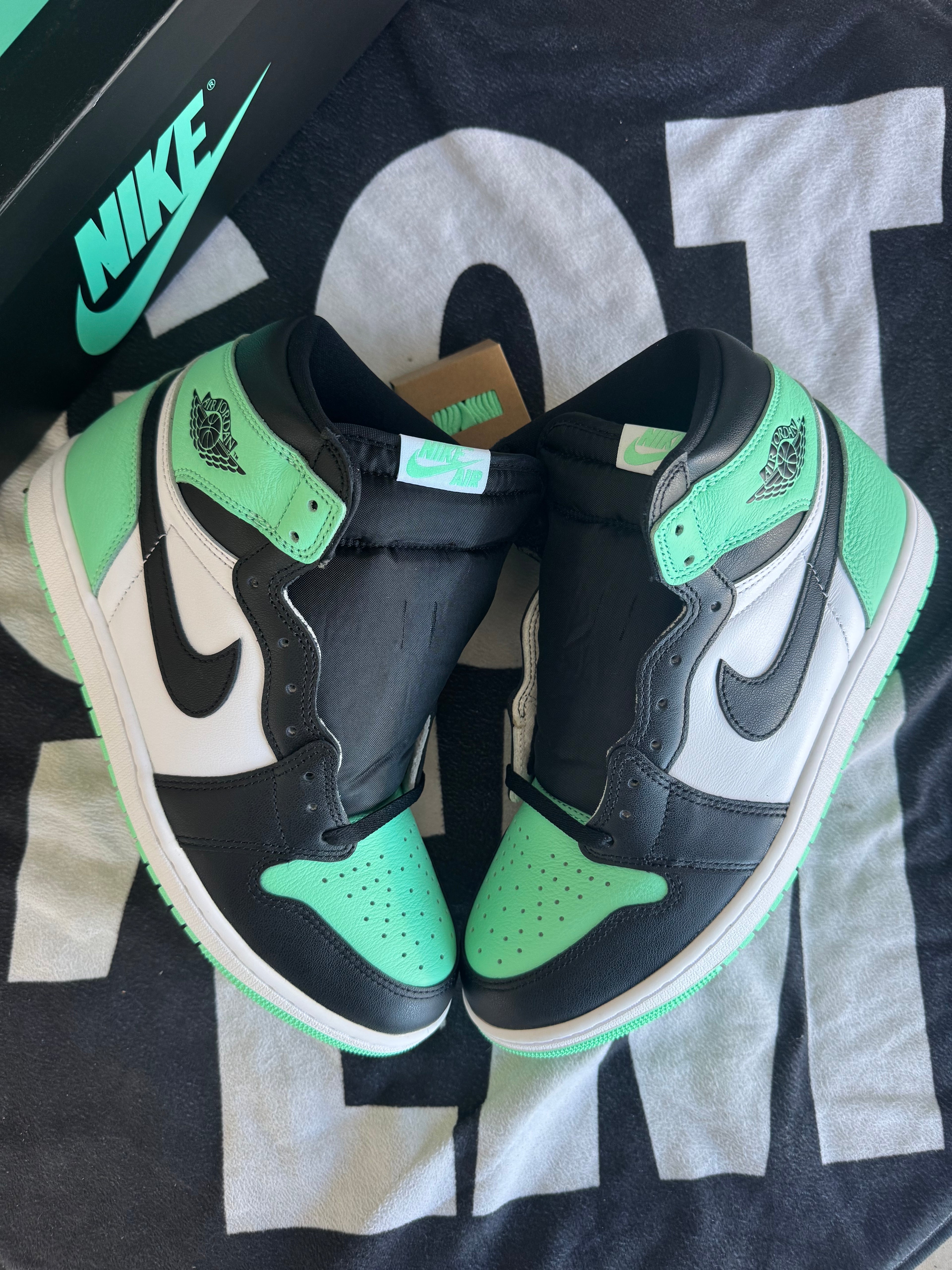 Jordan 1 High Green Glow (Taille 45)