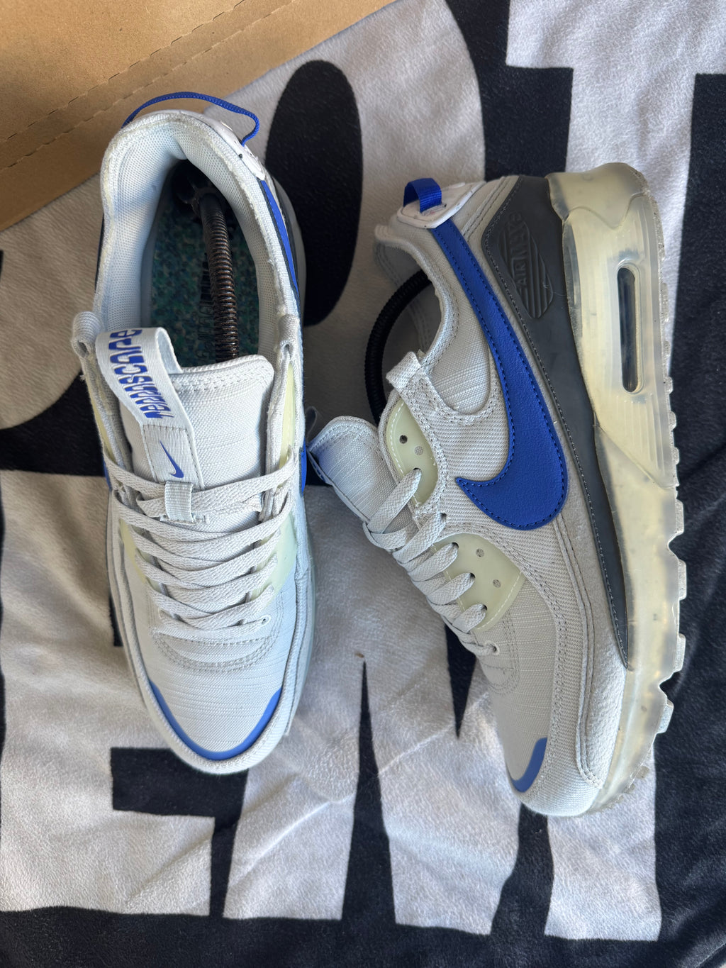 Nike Air Max 90 Terrascape Pure Platinum Hyper Royal (Taille 44.5)