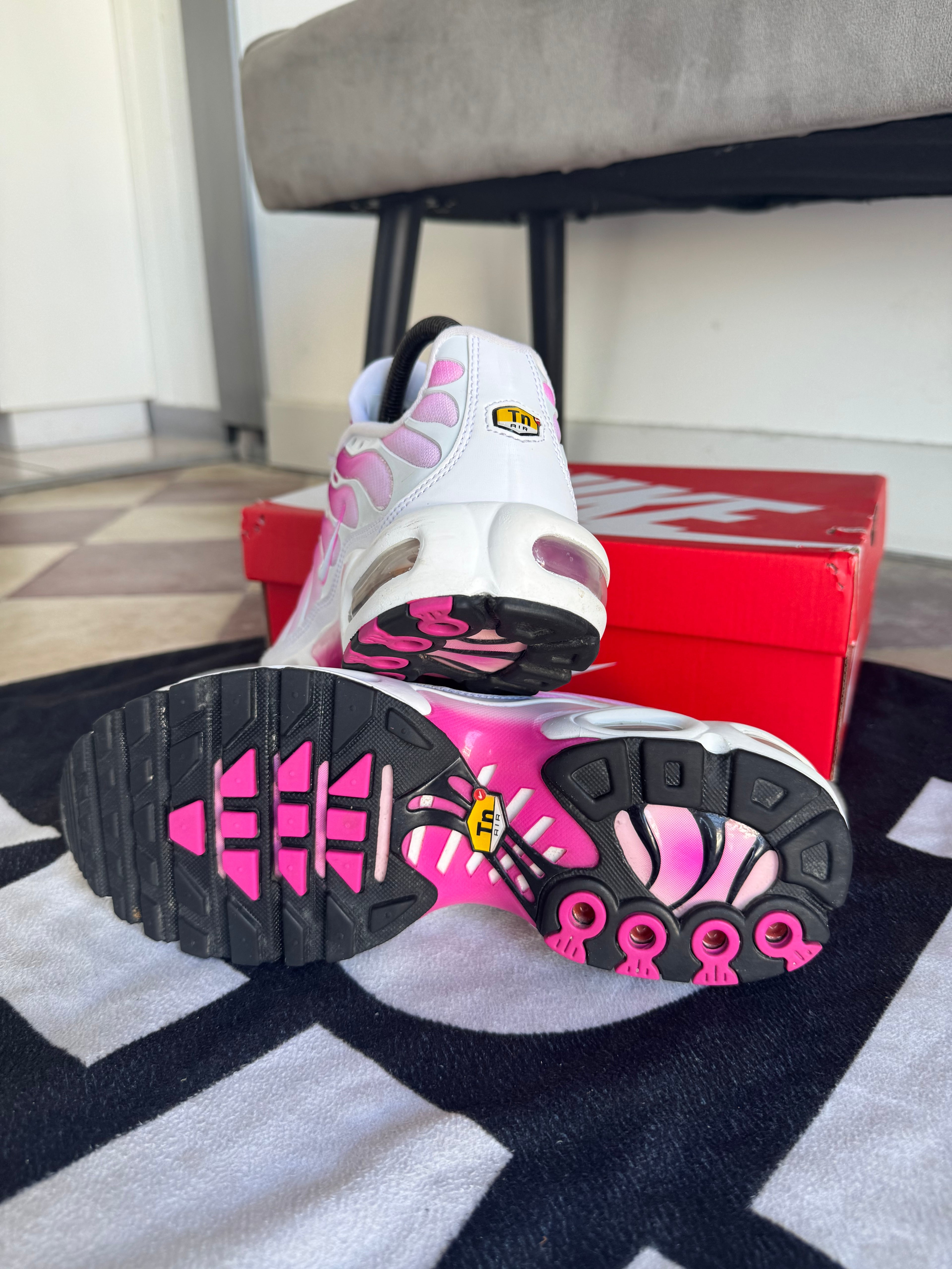 Nike Air Max Plus Pink Fade (Taille 41)