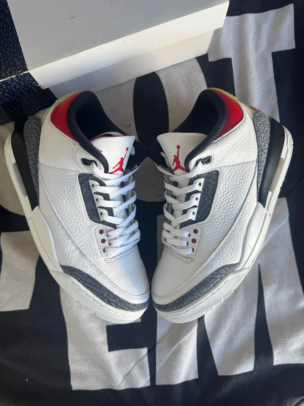 Jordan 3 SE Fire Red Denim 2020 (Taille 44)