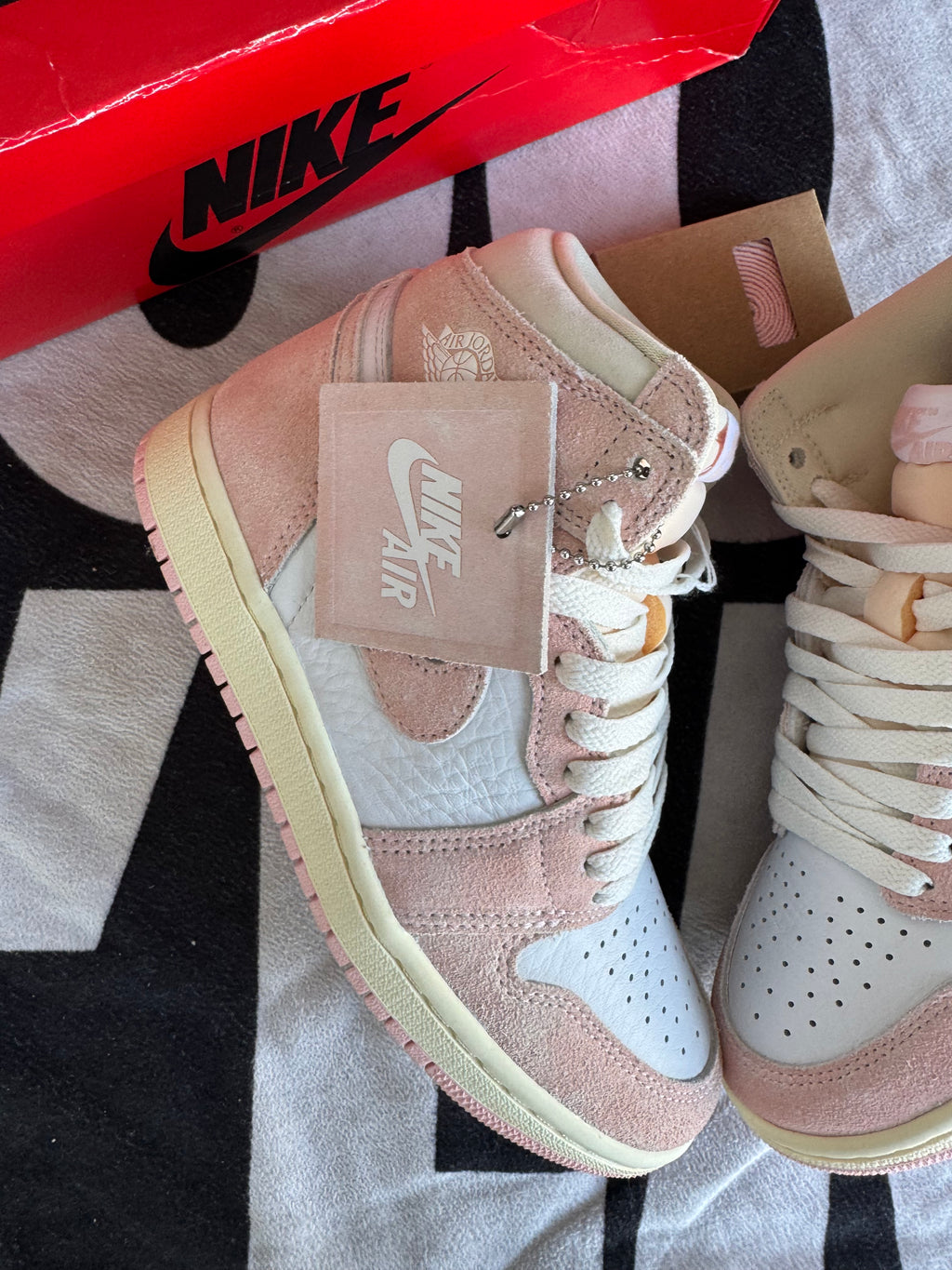 Jordan 1 High Washed Pink (Taille 36.5)