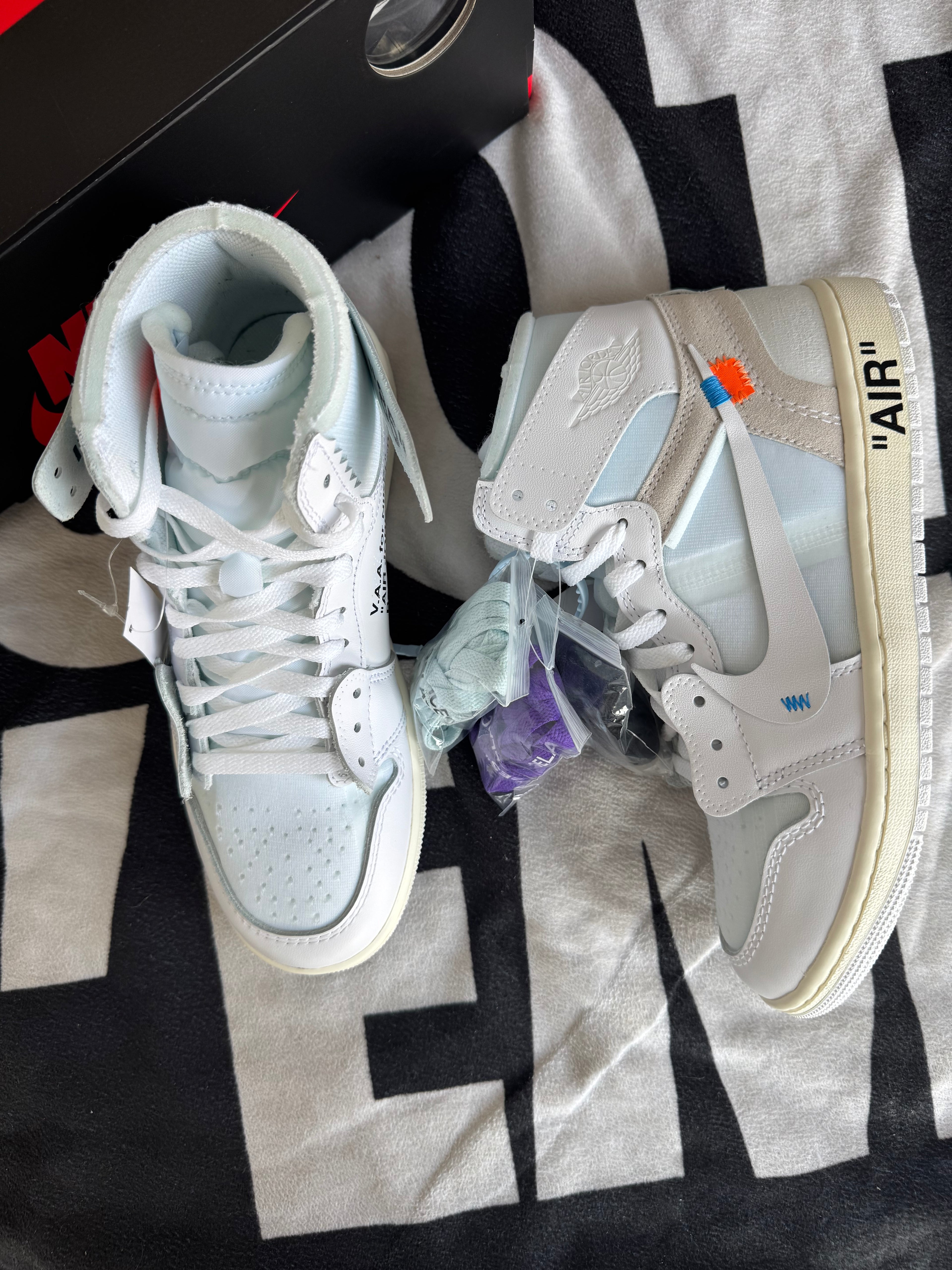 Jordan 1 High Virgil Abloh Archive Alaska (Taille 42)