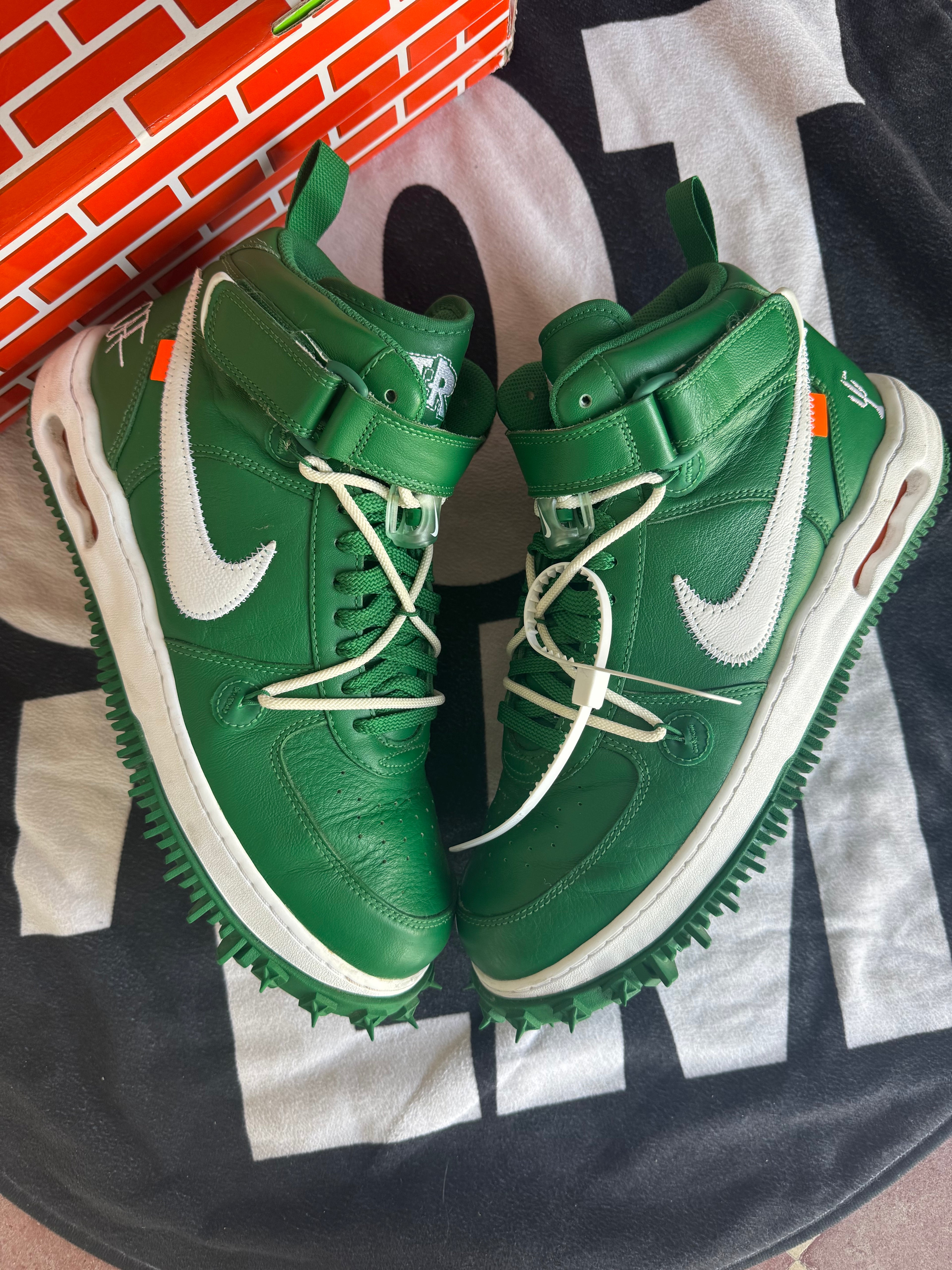 Nike Air Force 1 Mid Off-White Pine Green (Taille 46)