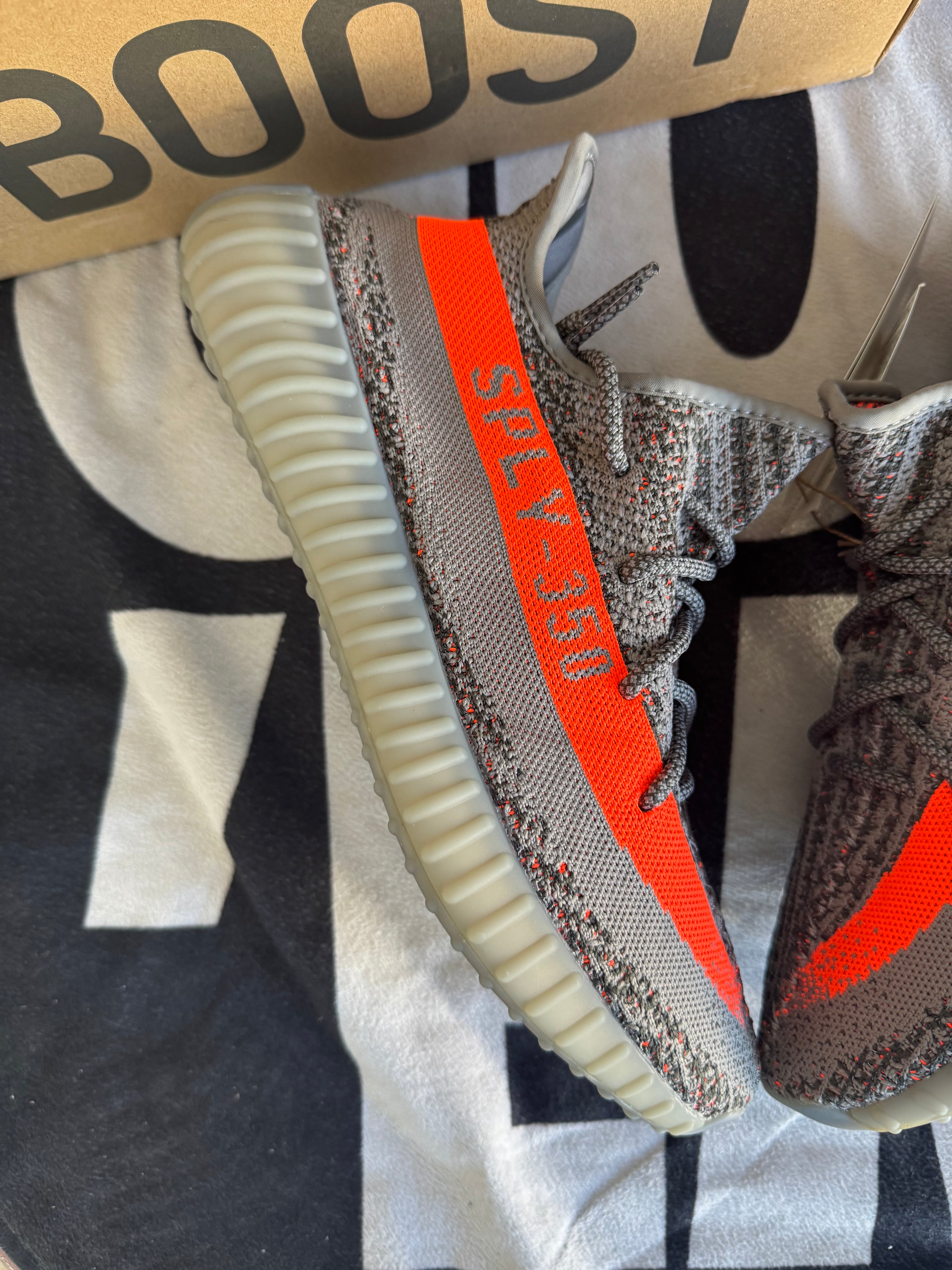 adidas Yeezy Boost 350 V2 Beluga Reflective (Taille 44 2/3)