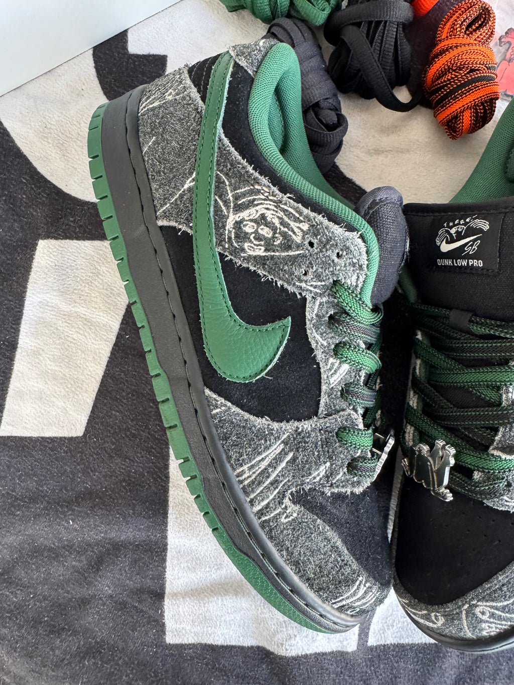 Nike SB Dunk Low There Skateboards (Taille 42.5)