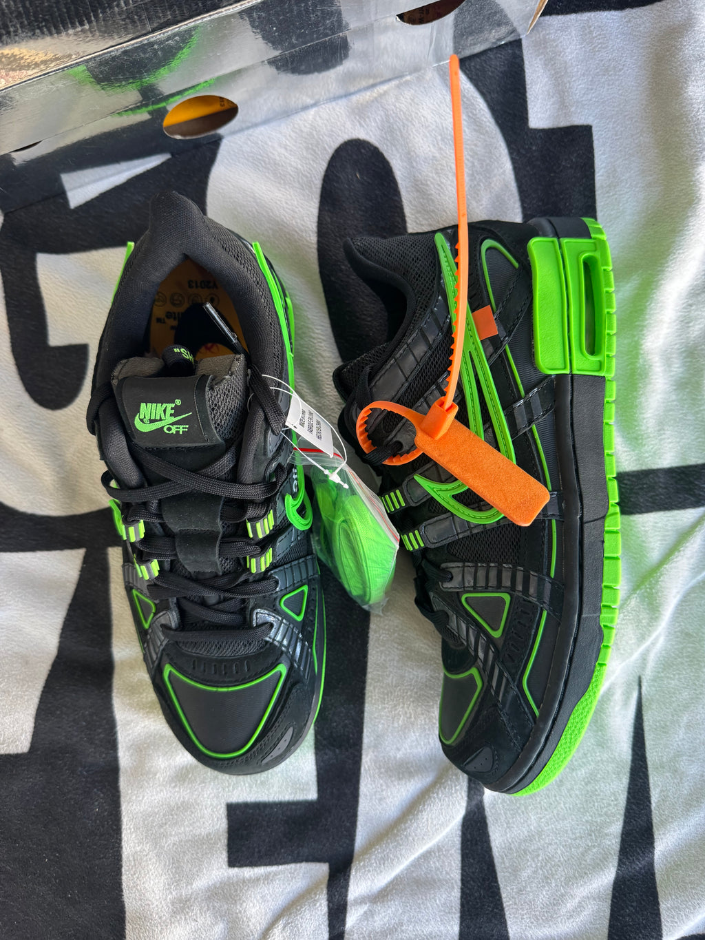 Nike Air Rubber Dunk Off-White Green Strike (Taille 42)
