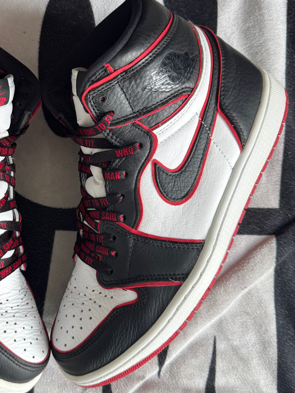 Jordan 1 High Bloodline (Taille 43)