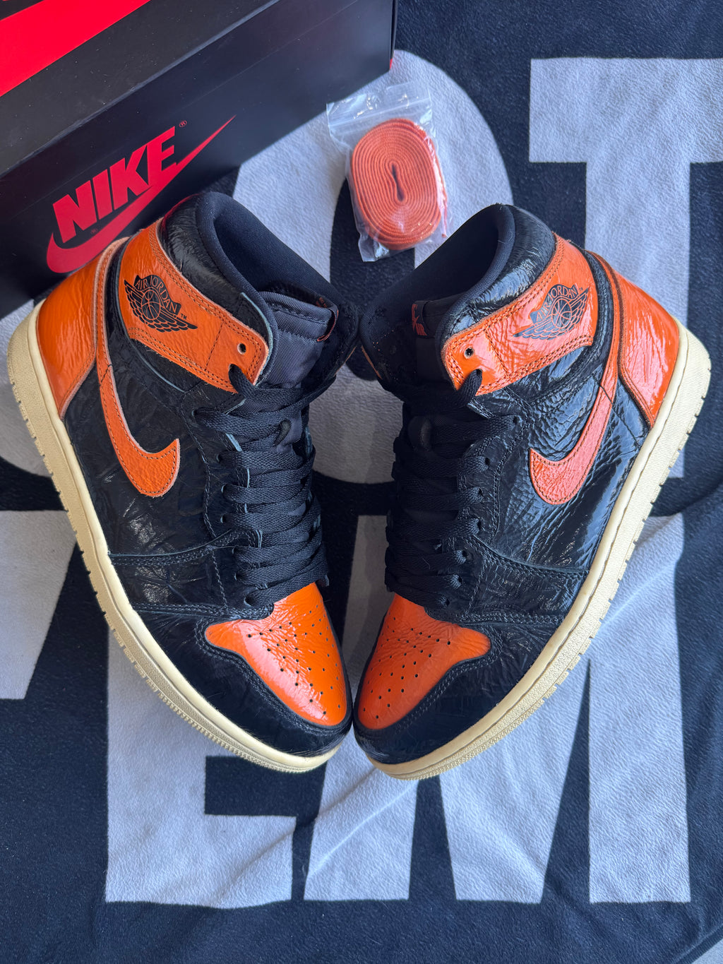 Jordan 1 High Shattered Backboard 3.0 (Taille 44)