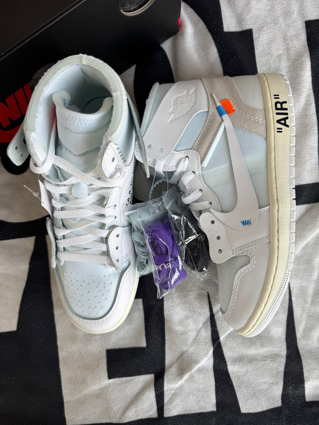 Jordan 1 High Virgil Abloh Archive Alaska (Taille 42.5)