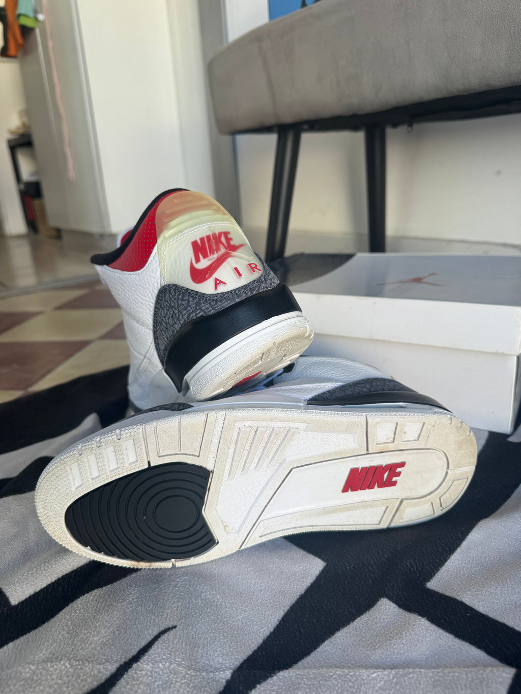 Jordan 3 SE Fire Red Denim 2020 (Taille 44)