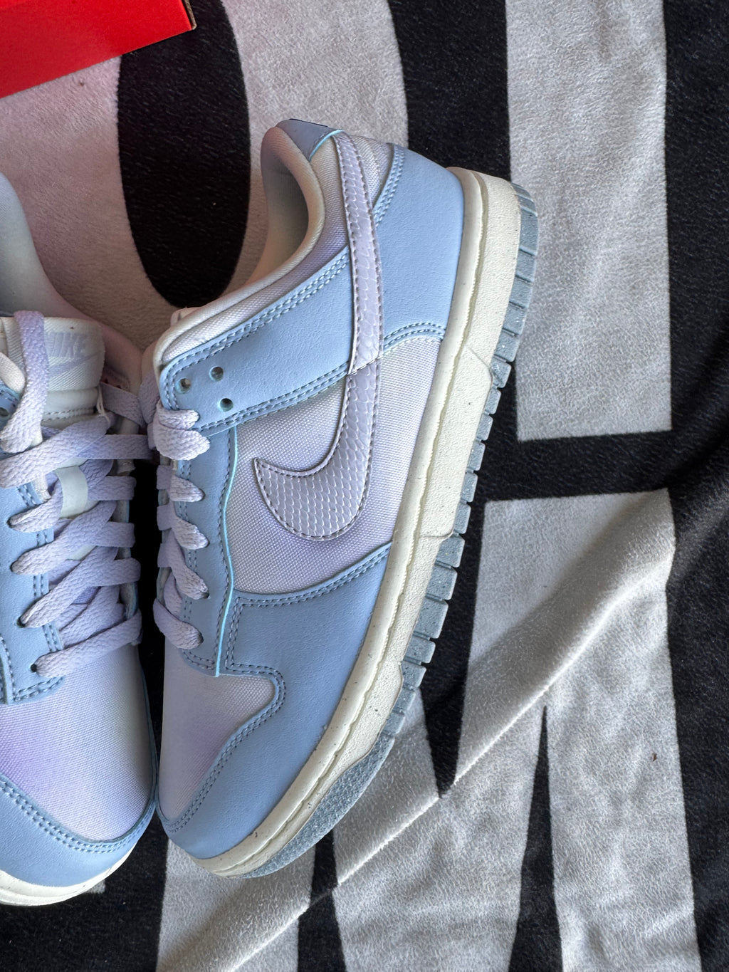Nike Dunk Low White Blue Airbrush (Taille 37.5)