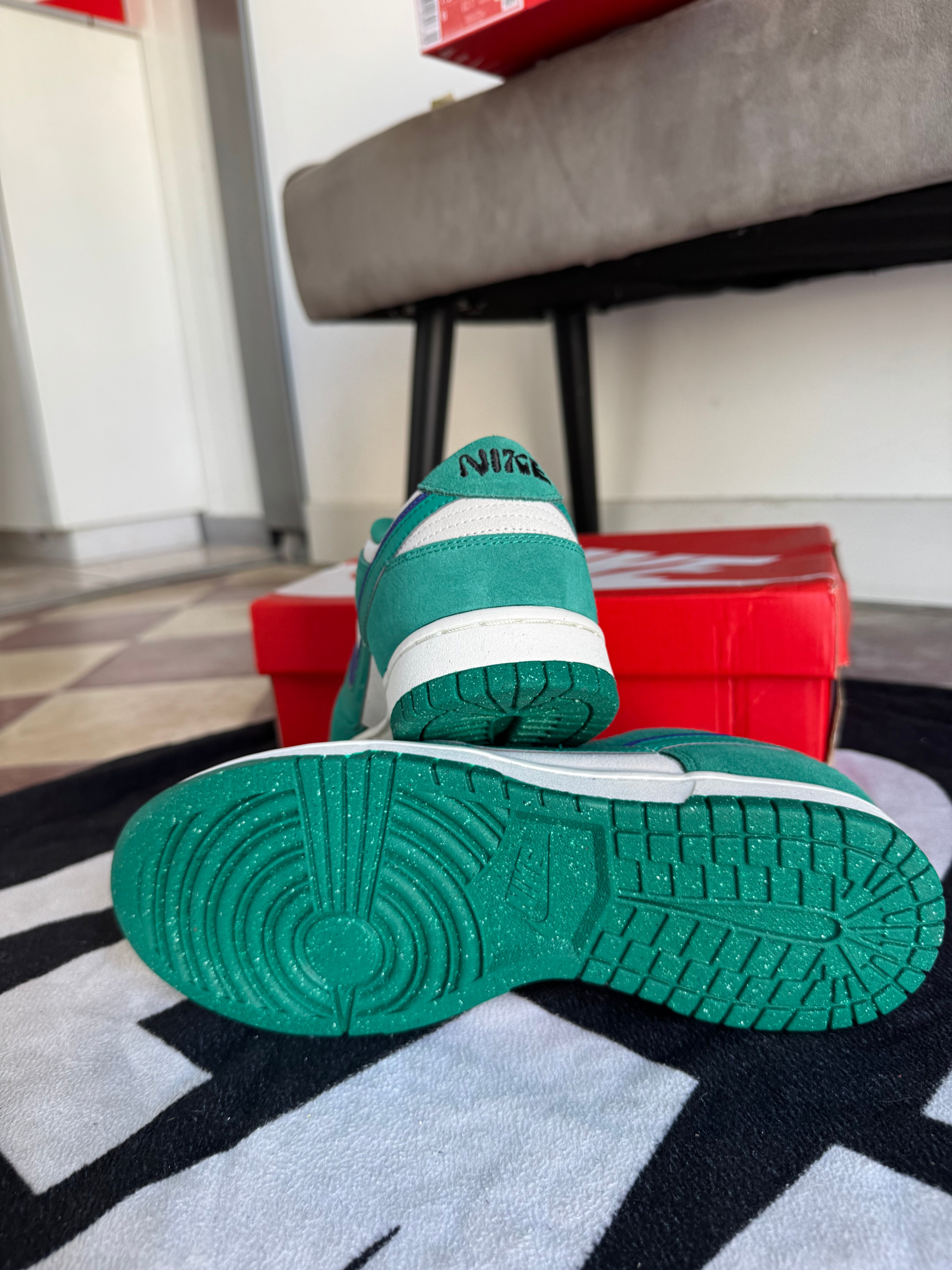 Nike Dunk Low SE 85 Neptune Green (Taille 41)