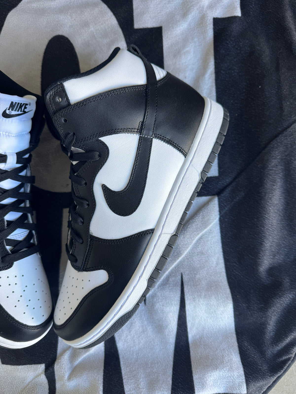 Nike Dunk High Panda Black White (Taille 45)