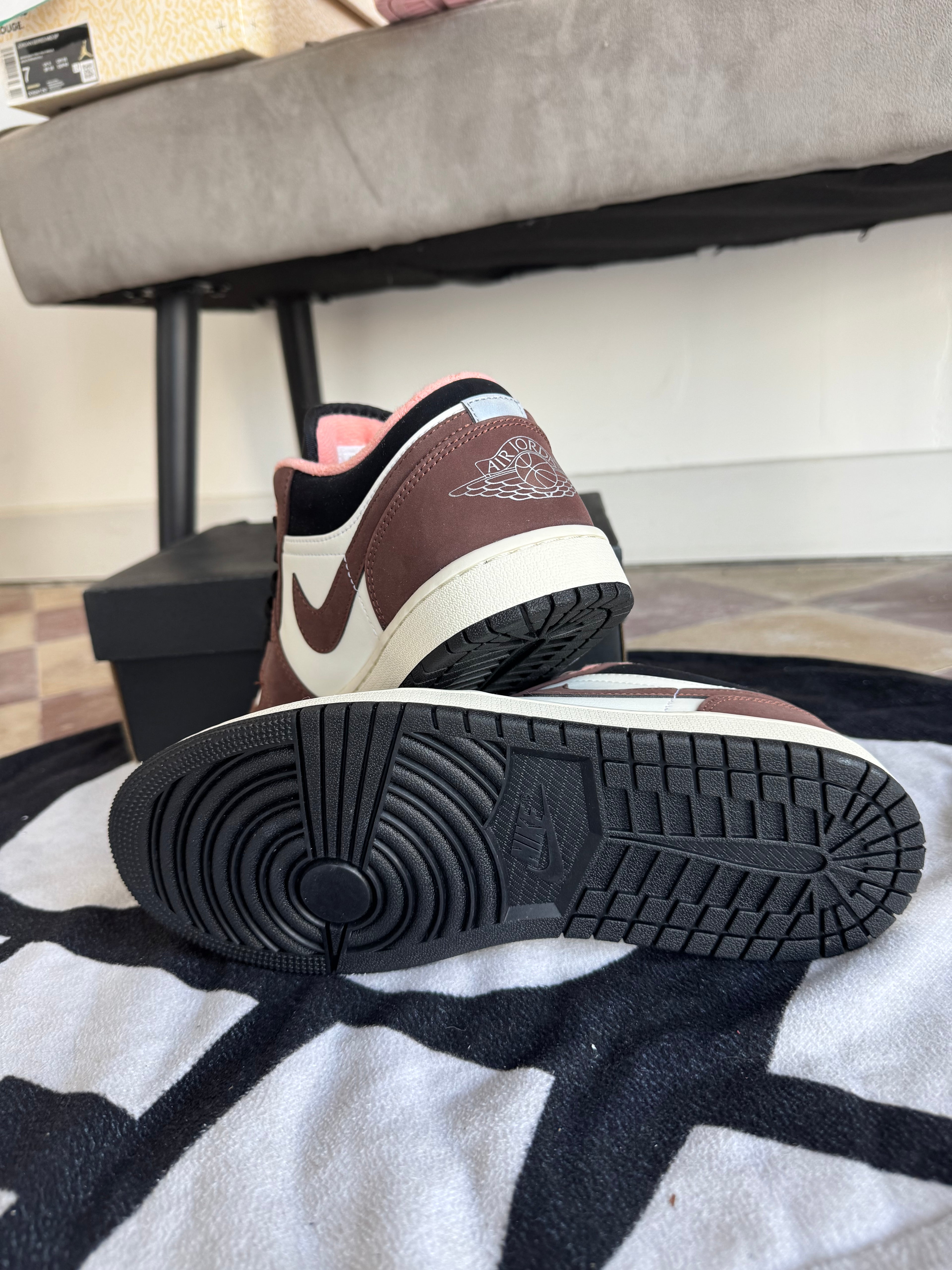 Jordan 1 Low Mocha (Taille 42)