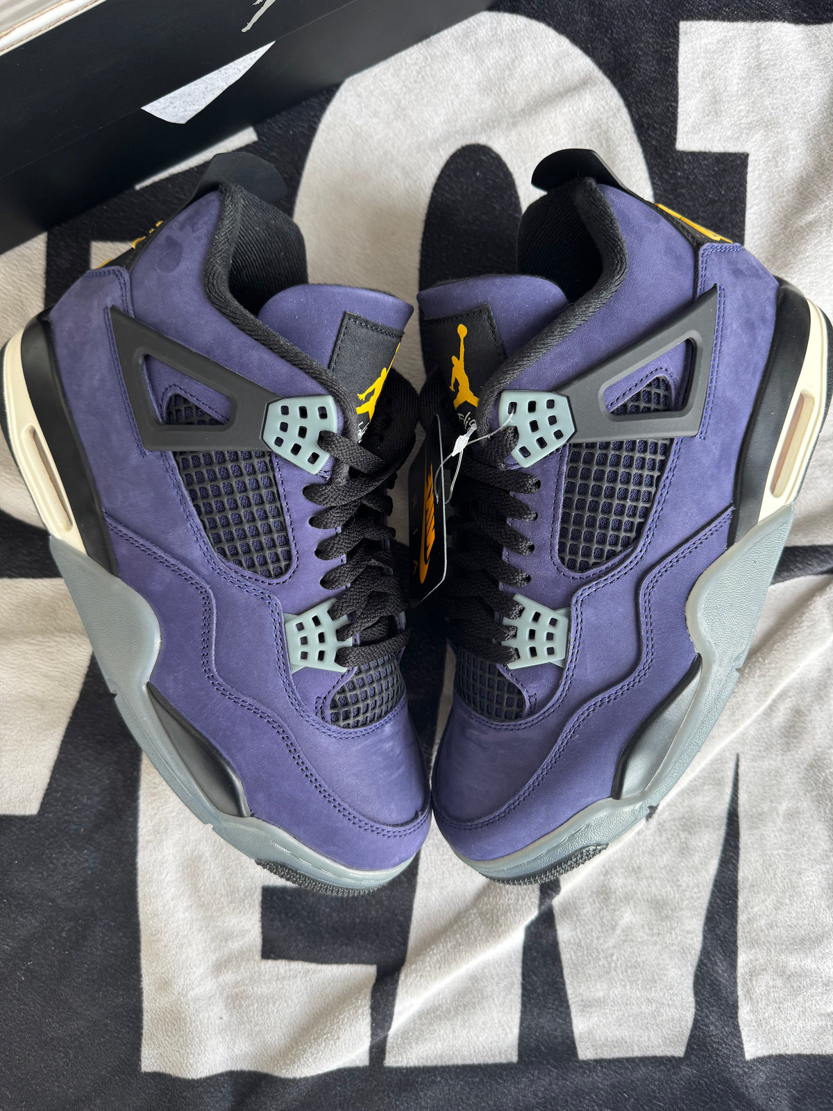Jordan 4 Lakers (Taille 42)