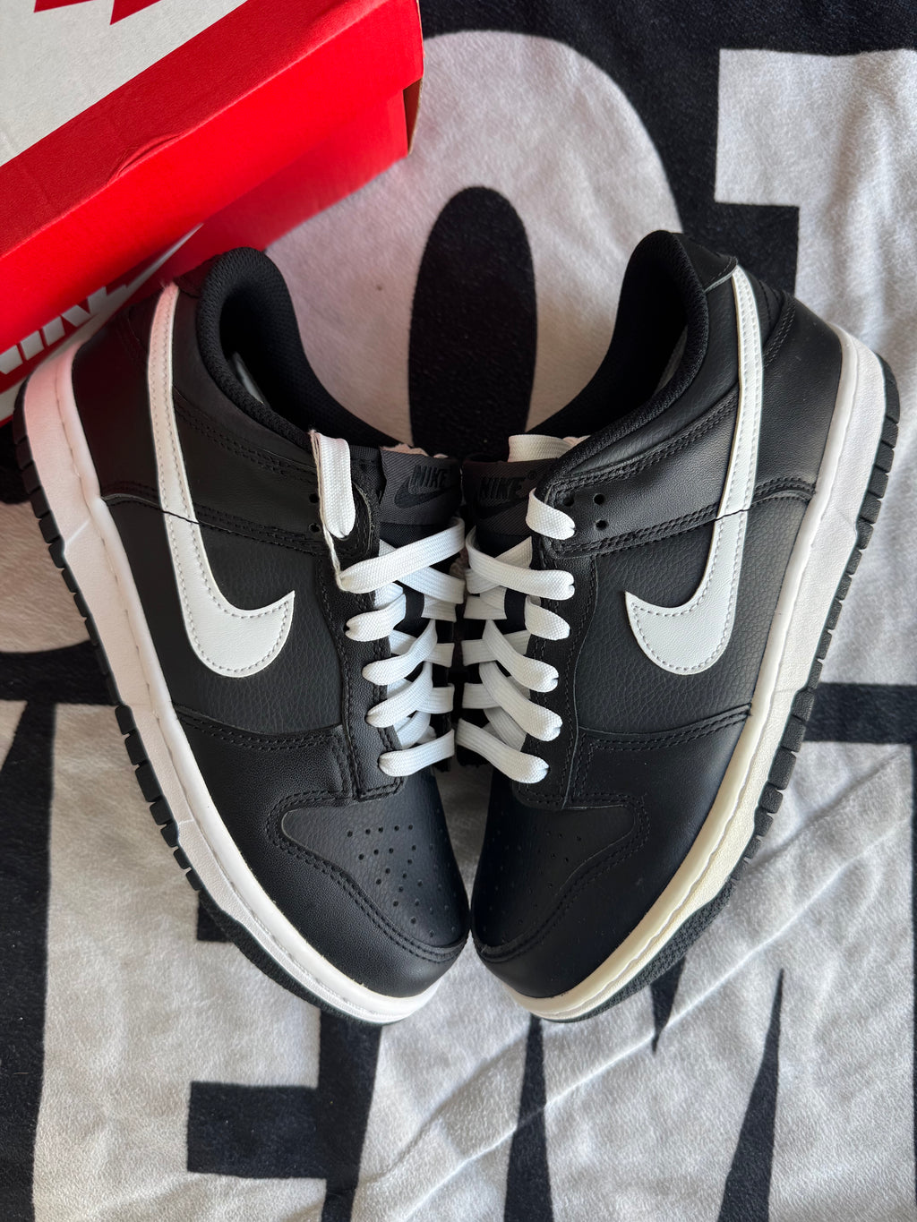 Nike Dunk Low Black Panda 2.0 (Taille 39)