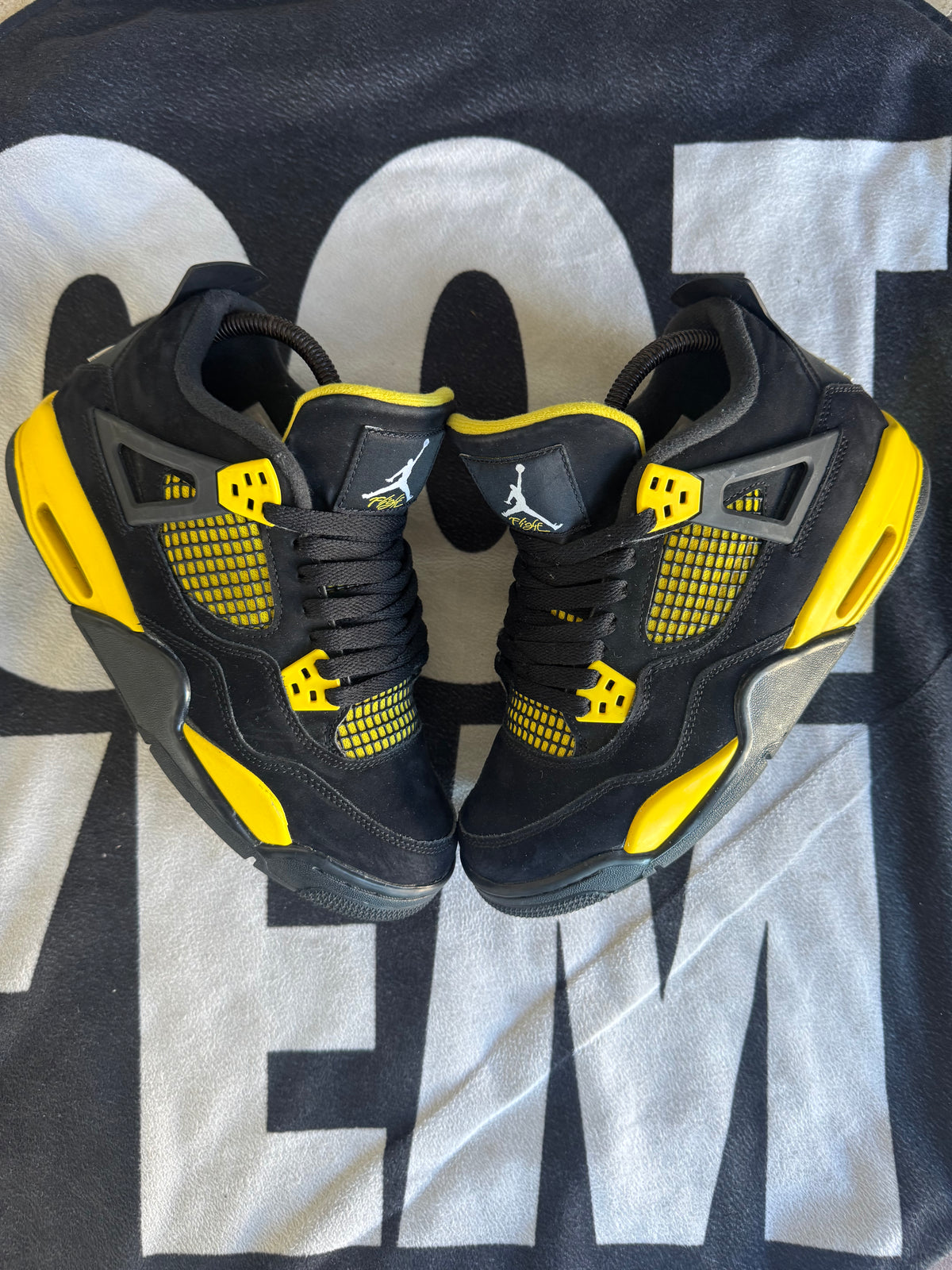 Jordan 4 Thunder 2023 GS (Taille 40)