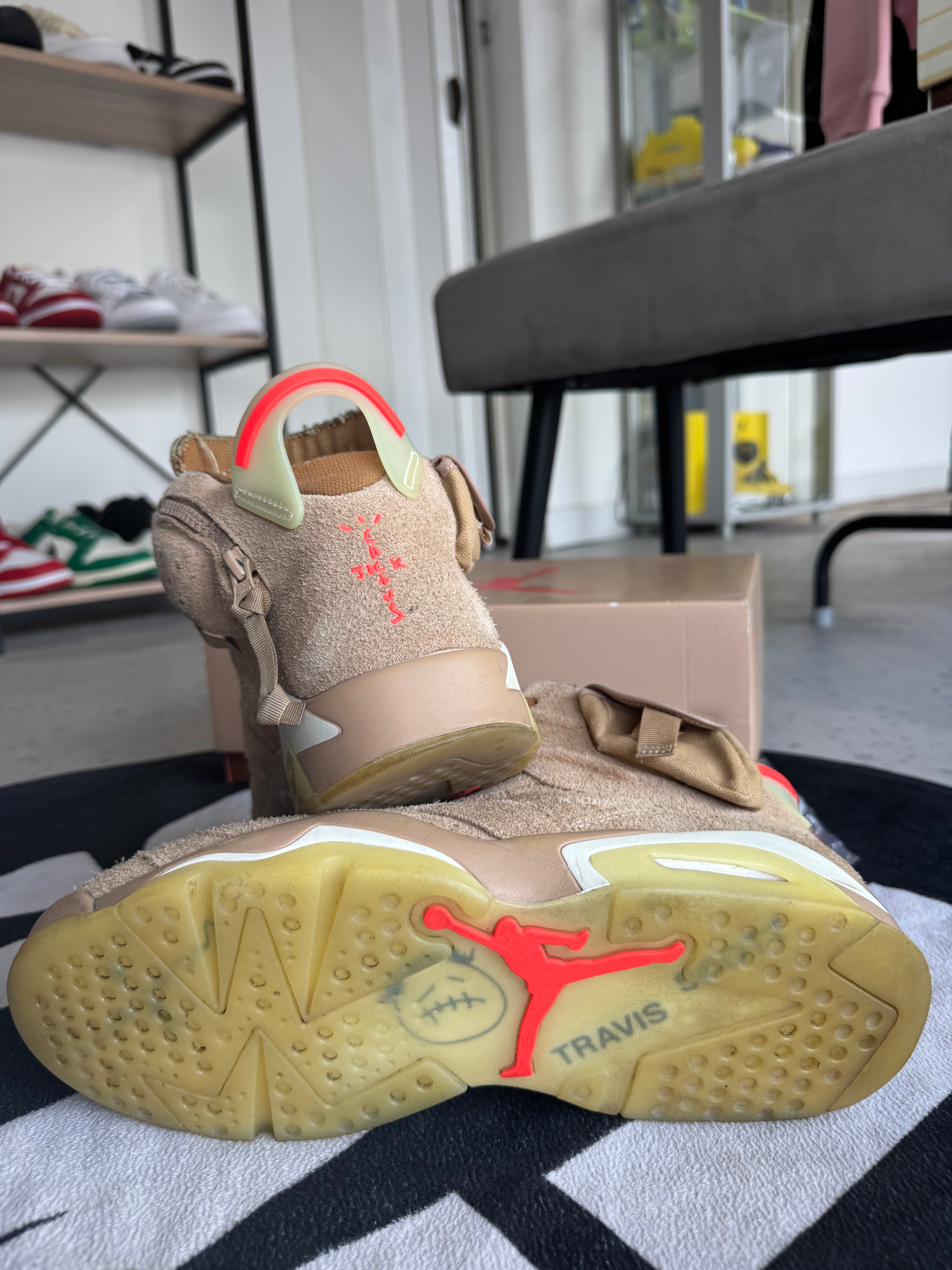 Jordan 6 Travis Scott British Khaki (Taille 45)