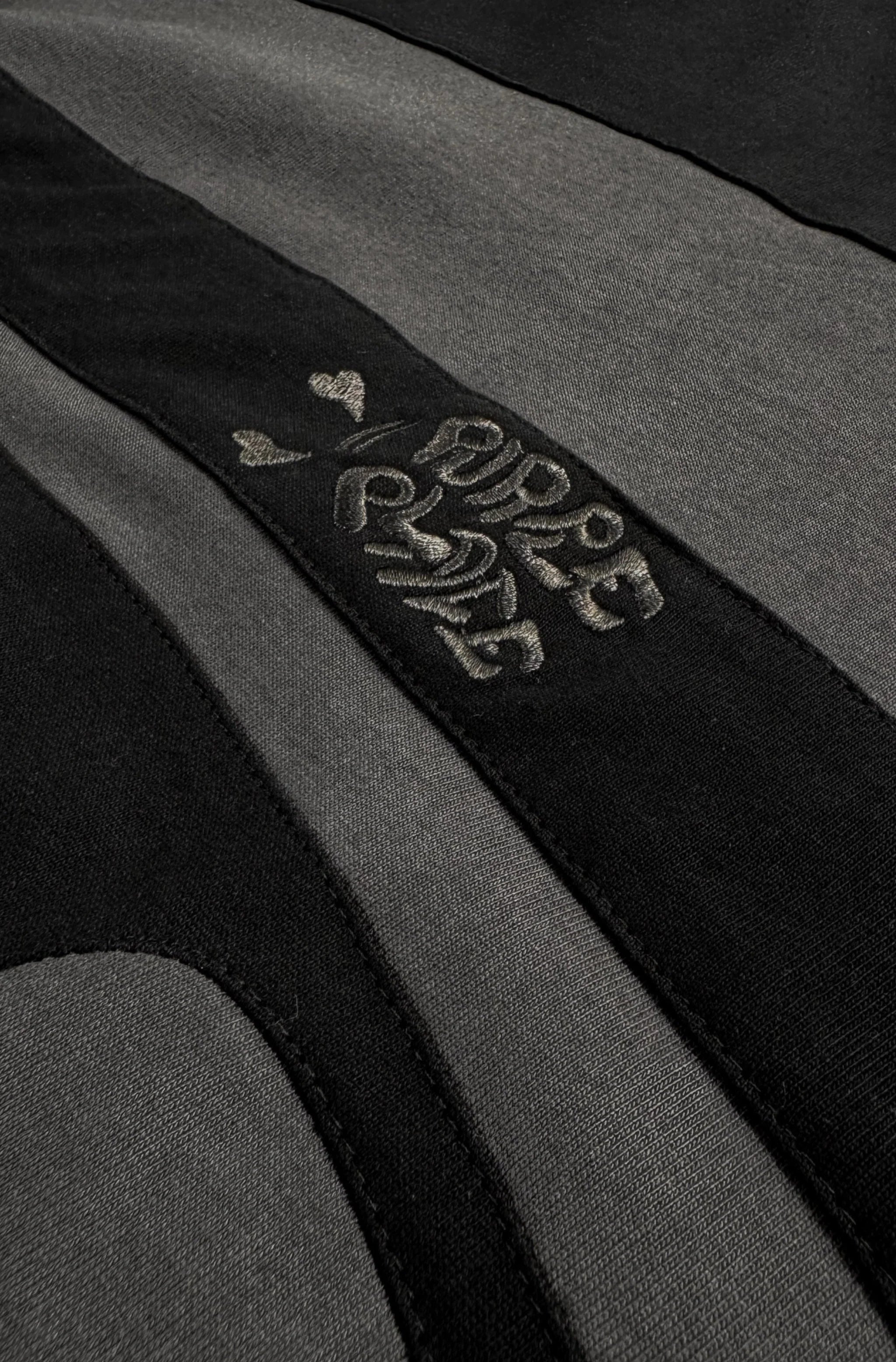 Purple Place Hooking tee noir