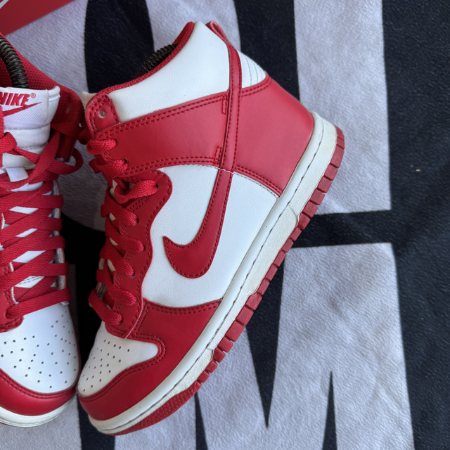 Nike Dunk High Championship White Red (Taille 36)