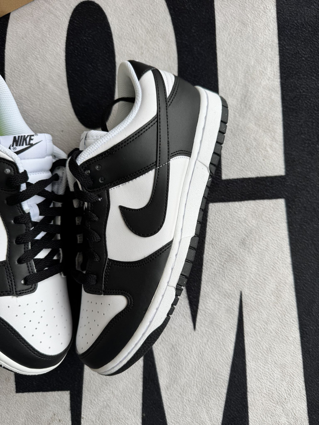 Nike Dunk Low Next Nature Panda (Taille 40)
