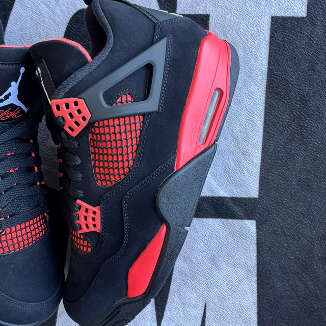 Jordan 4 Red Thunder (Taille 44)