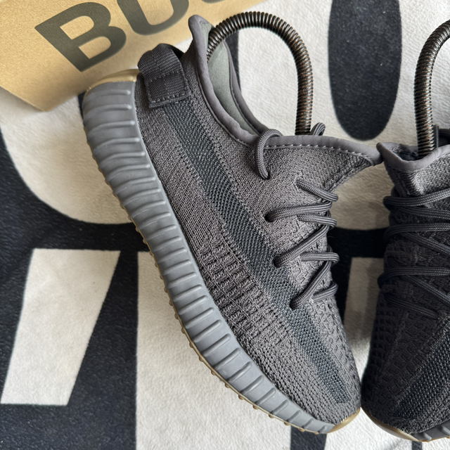 adidas Yeezy Boost 350 V2 Cinder (Taille 36)
