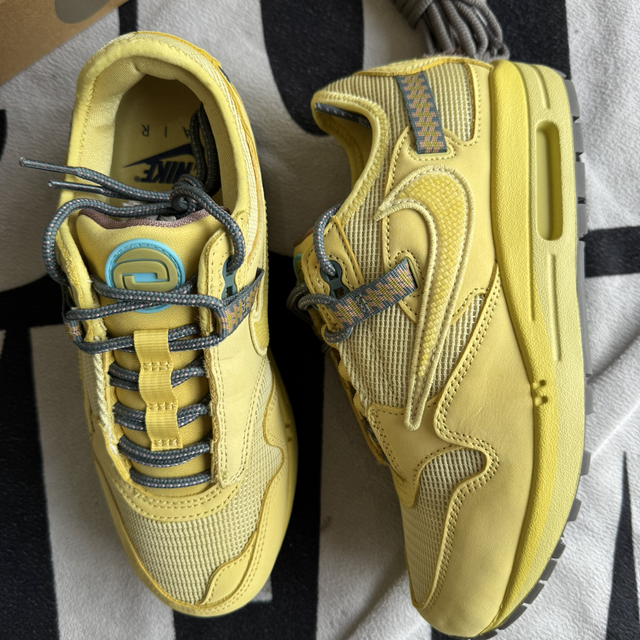 Nike Air Max 1 Travis Scott Cactus Jack Saturn Gold (Taille 38)