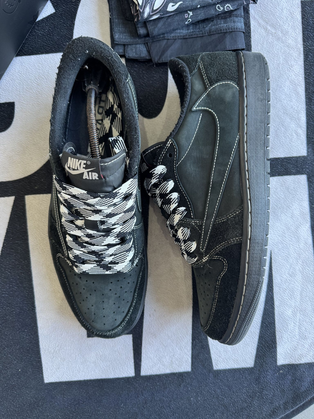 Jordan 1 Low Travis Scott Black Phantom (Taille 47.5)