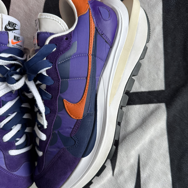 Nike Vaporwaffle sacai Dark Iris (Taille 44.5)