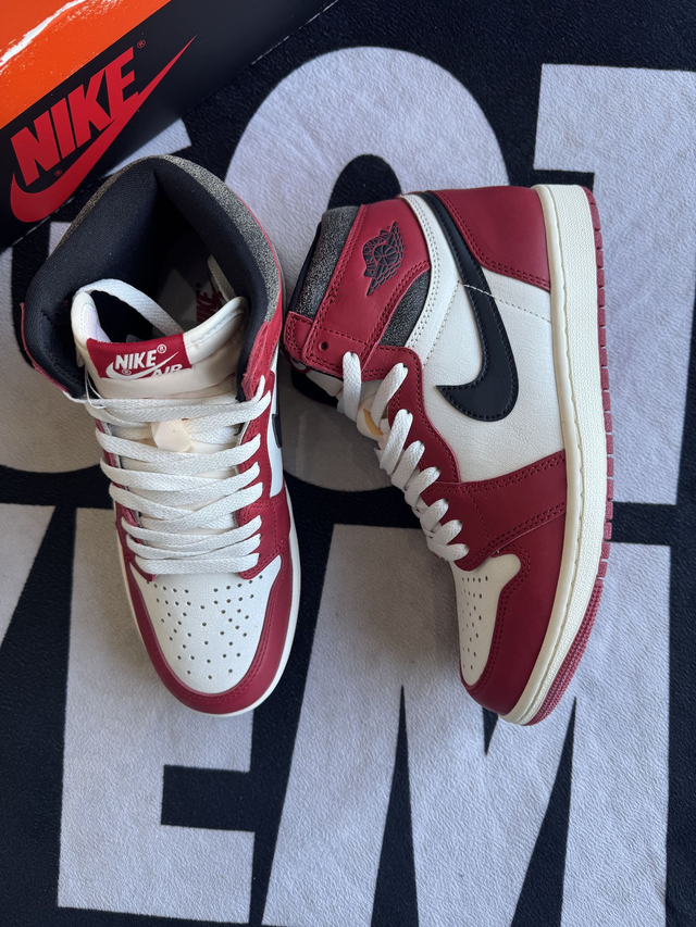 Jordan 1 High Chicago Lost and Found (Taille 45.5)