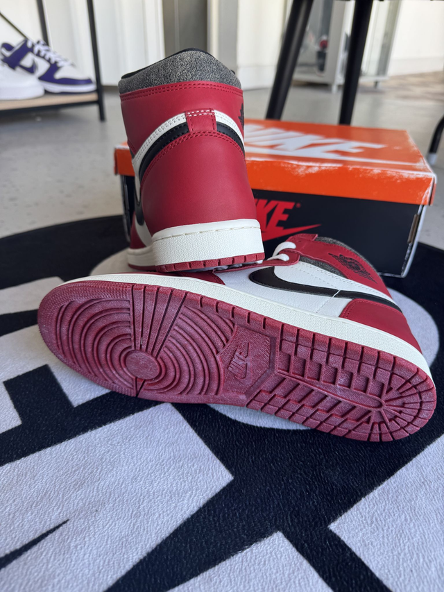 Jordan 1 High Chicago Lost and Found (Taille 42)