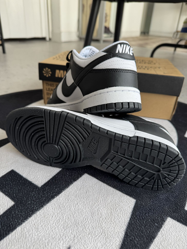 Nike Dunk Low Next Nature Panda (Taille 40)