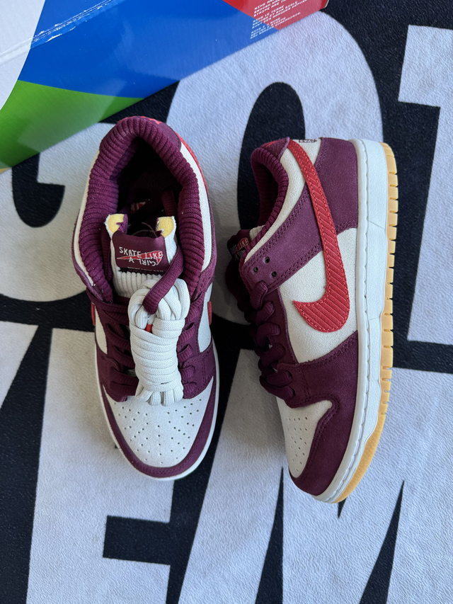 Nike SB Dunk Low Skate Like a Girl (Taille 38.5)