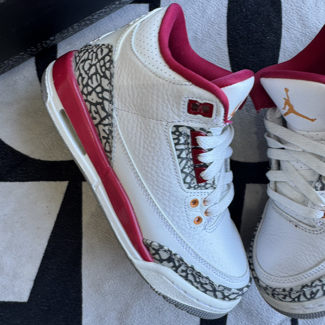 Jordan 3 Retro Cardinal GS (Taille 35.5)