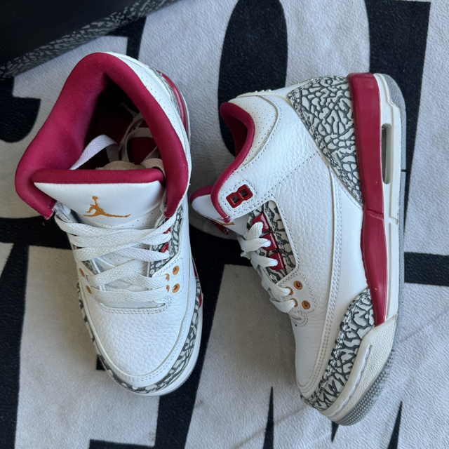 Jordan 3 Retro Cardinal GS (Taille 35.5)