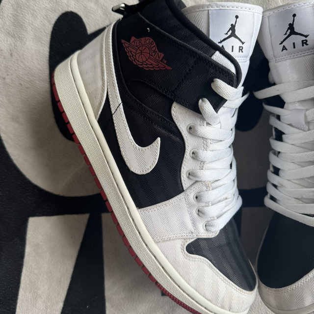 Jordan 1 Mid Utility Canvas White Black Gym Red wmns (Taille 44)