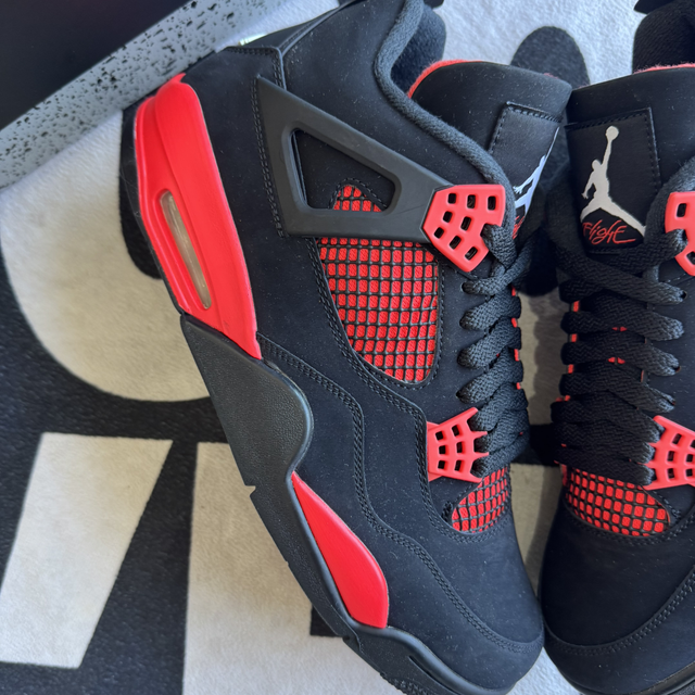 Jordan 4 Red Thunder (Taille 44)