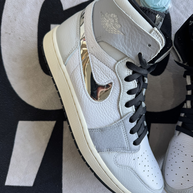 Jordan 1 High Zoom Air CMFT 2 Chicago Women's Collective(Taille 44)