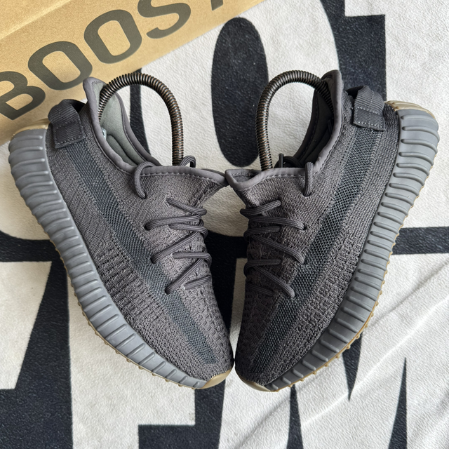 adidas Yeezy Boost 350 V2 Cinder (Taille 36)